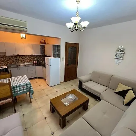 아파트 Lovely Apartment- Center