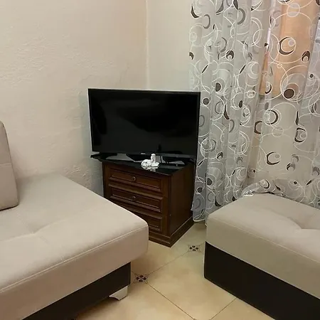 아파트 Lovely Apartment- Center Shkodër