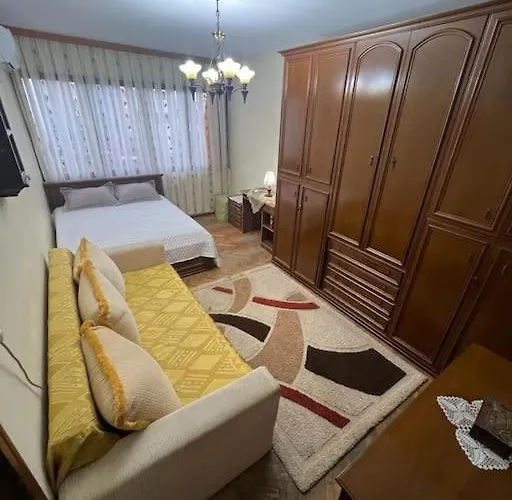 Lovely Apartment- Center Appartamento