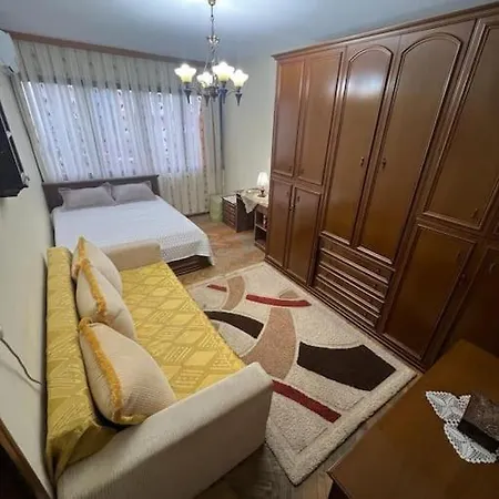 Lovely Apartment- Center Apartment