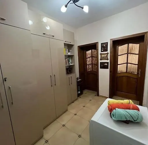 Lovely Apartment- Center شكودر