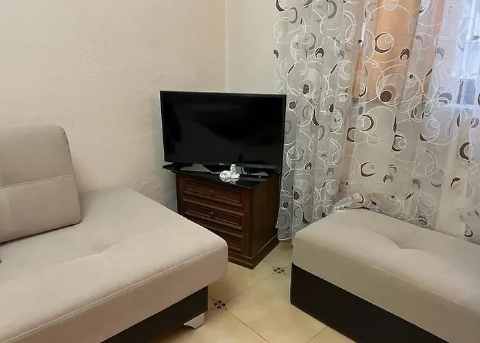 アパート Lovely Apartment- Center Shkodër